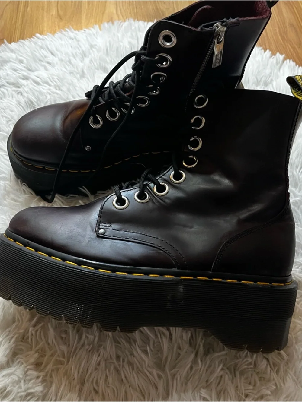 Dr. Marten Jadon Max Leather Platform Boots in Oxblood Atlas - Picture 14 of 15